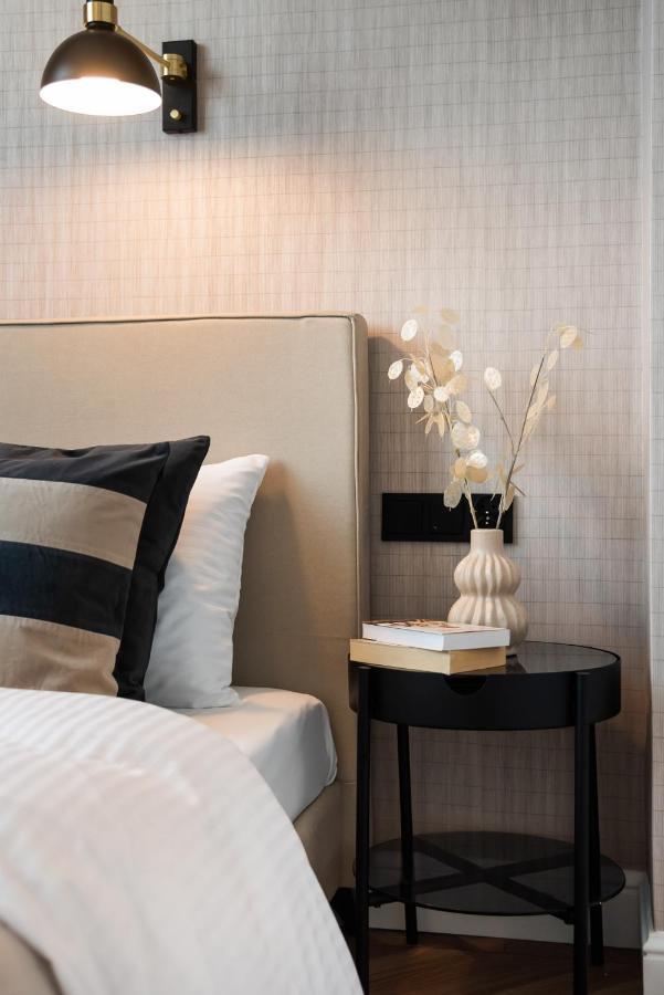 Remarkable City Centre Apartment ワルシャワ エクステリア 写真