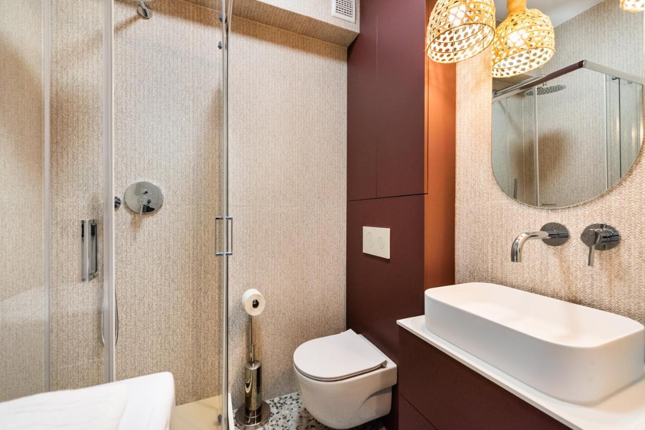 Remarkable City Centre Apartment ワルシャワ エクステリア 写真