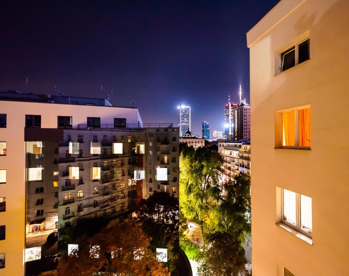 Remarkable City Centre Apartment ワルシャワ エクステリア 写真